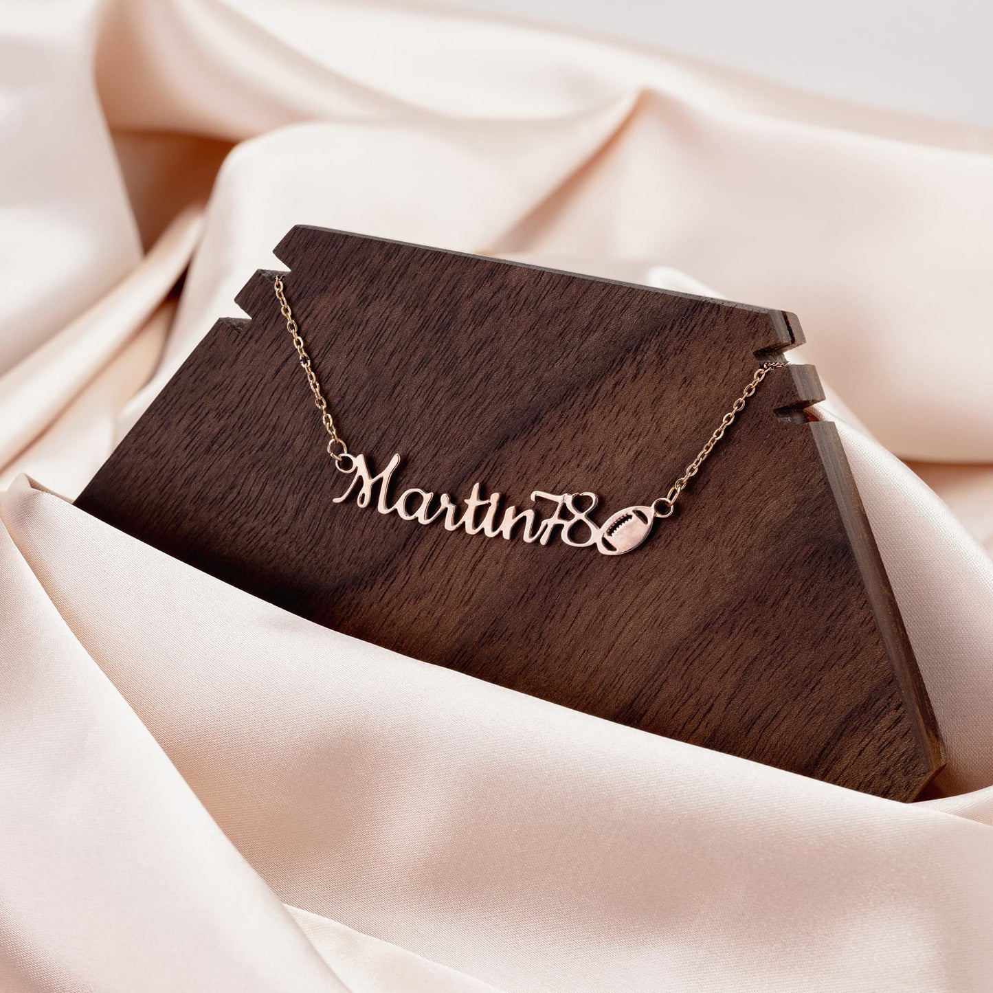 Sports Mom Necklace with Custom Name, Sports Grandma, Mother's Day gift, Personalized Jewelry For Sports Athlete, Mom Gift