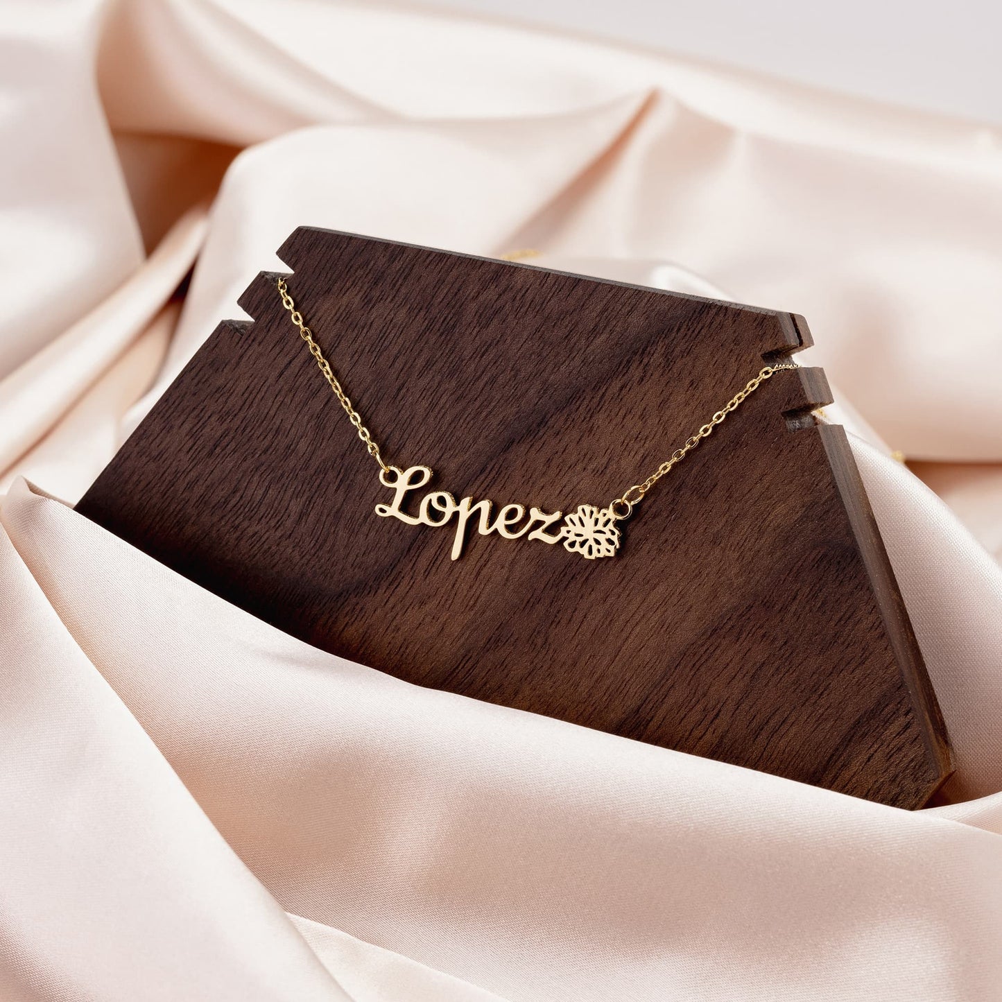 Sports Mom Necklace with Custom Name, Sports Grandma, Mother's Day gift, Personalized Jewelry For Sports Athlete, Mom Gift